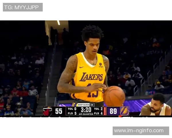 爱德华兹盛赞道苏姆防守出色投篮精准为球队注入强大活力